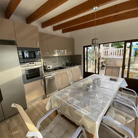 Mit Privatpool Fuer 8 Personen Ca 165 Qm In Calp, Valencia Costa Blanca