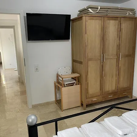 Mit Privatpool Fuer 8 Personen Ca 165 Qm In Calp, Valencia Costa Blanca Holiday home