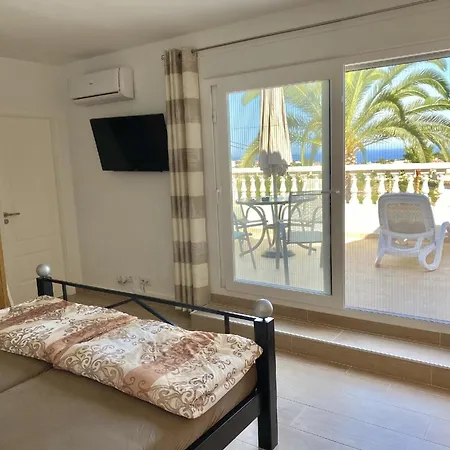 Mit Privatpool Fuer 8 Personen Ca 165 Qm In Calp, Valencia Costa Blanca *