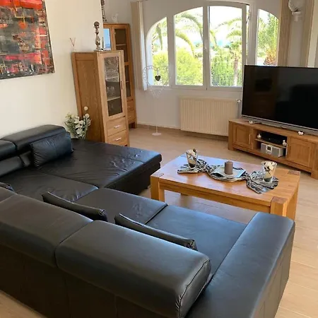 Mit Privatpool Fuer 8 Personen Ca 165 Qm In Calp, Valencia Costa Blanca * Calpe
